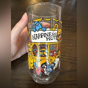 Vintage McDonalds 1981 "The Great Muppet Caper" Happiness Hotel Glass